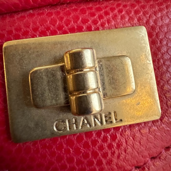 Rare Chanel card holder XL Reissue Raspberry color - Picture 3 of 15